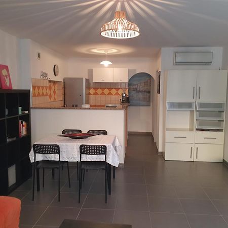 Location Saisonniere - Appartement T3 - Propriano Propriano  Buitenkant foto
